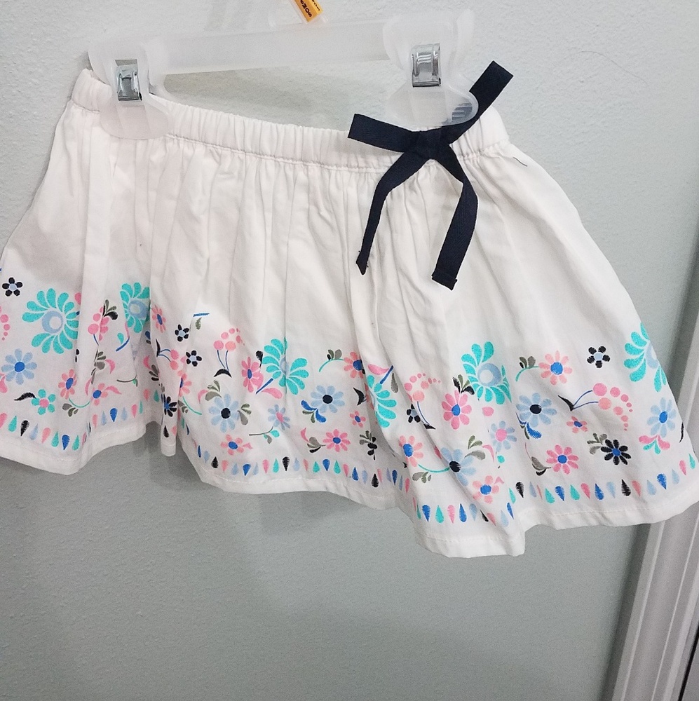 Osh Kosh floral skirt